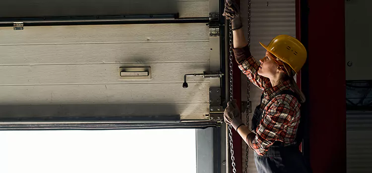 Addressing Common Garage Door Stoppage Issues in Haines City, FL